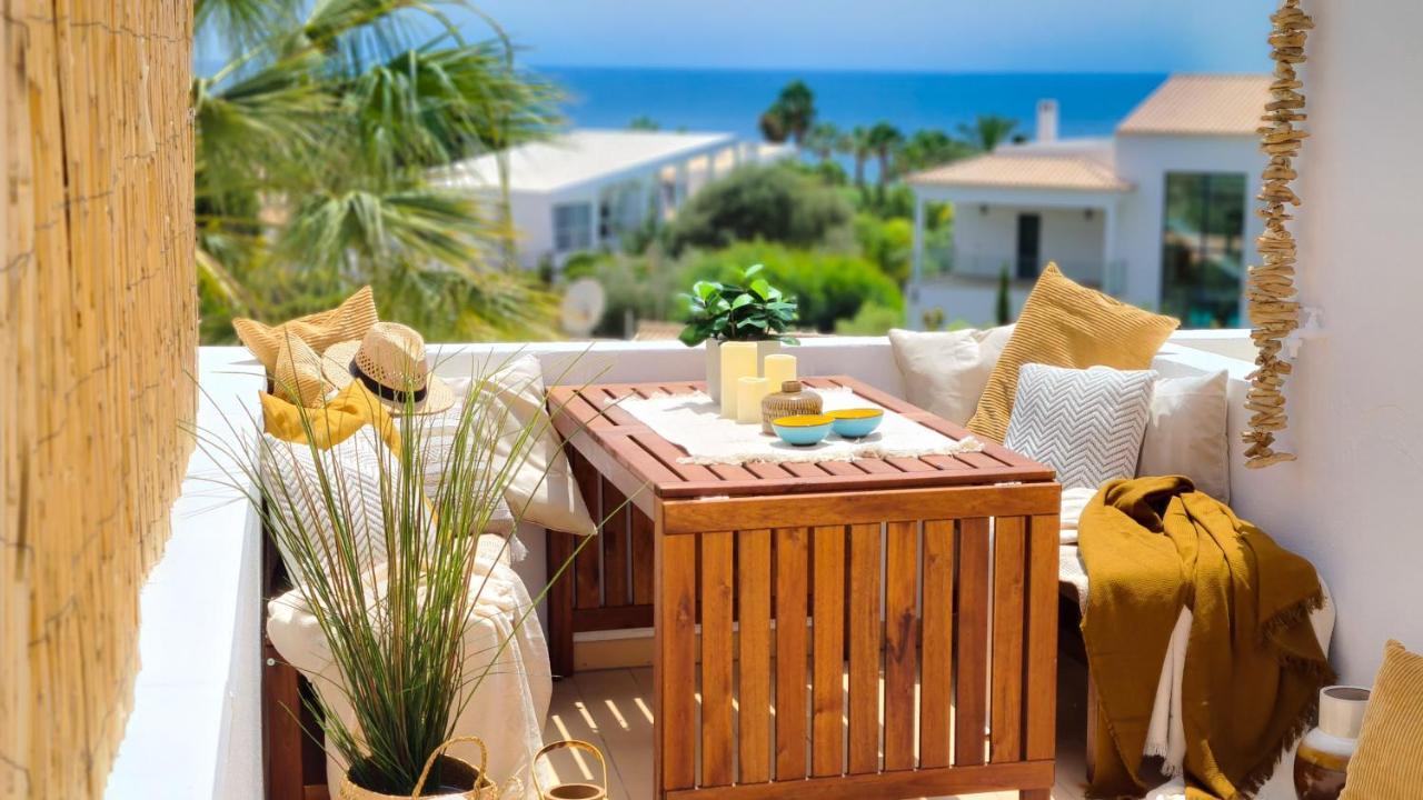 Beach Villa With Ocean View And Rooftop Cinema Guia  Exteriör bild