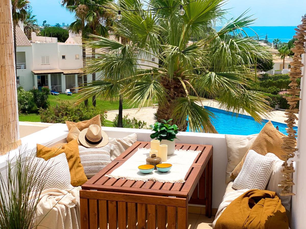 Beach Villa With Ocean View And Rooftop Cinema Guia  Exteriör bild